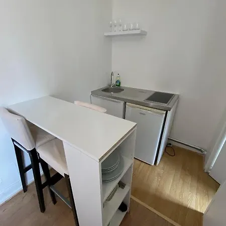 Petit Central, Saint Remy Apartment *